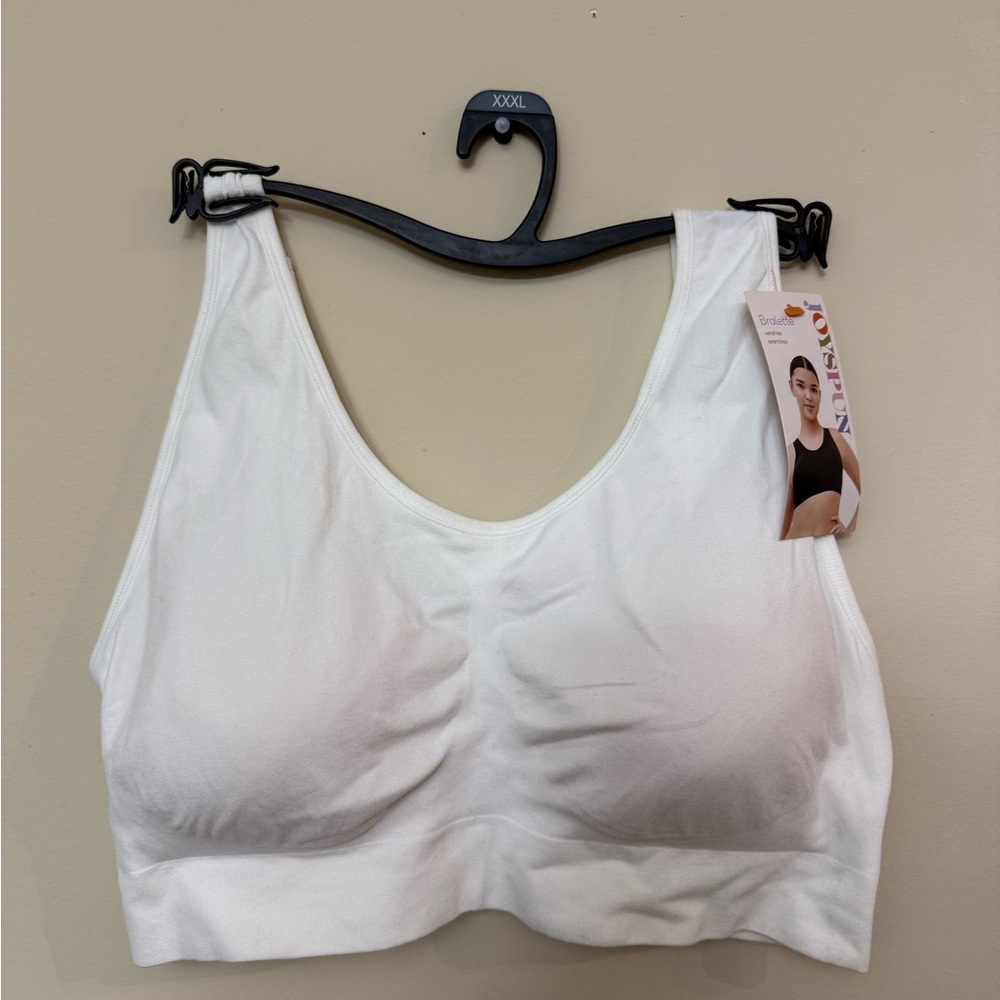 Everyday Seamless Scoop Bralette - White
